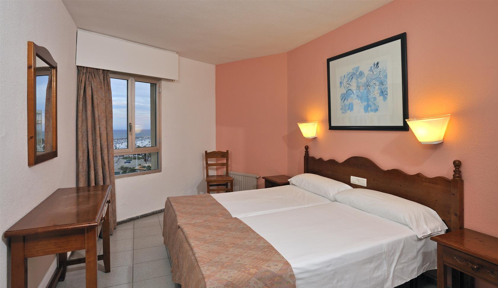 Sol Puerto Marina Aparthotel Torremolinos Cameră foto